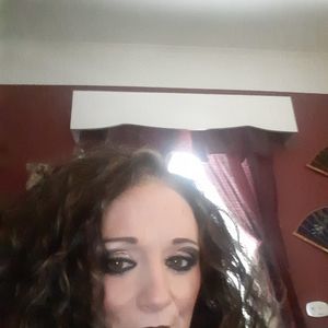 Meet your Posher, Kelli